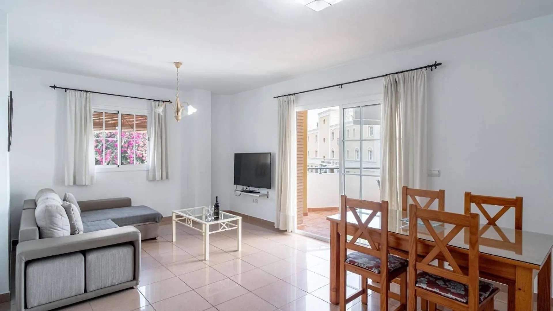 Appartement Ferienwohnung Fuer 4 Personen Ca 90 Qm In Nerja, Andalusien Costa Del Sol Espagne